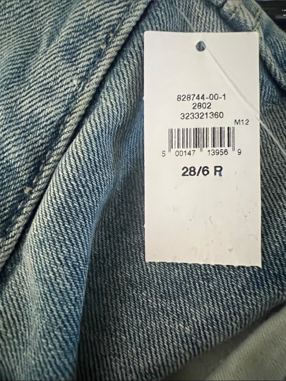NWT GAP Barrel Low Rise Jeans Women’s 28/6 Regular Light Wash 100% Cotton Denim - Picture 6 of 6